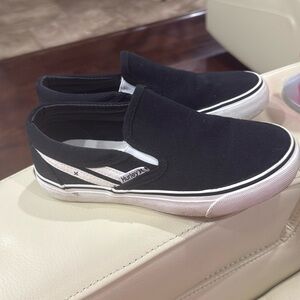 Hurley Boys Shoes Size 1